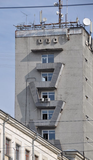 Illustration for article titled I Want to Stand on These Incredible Balconies and Take in the View